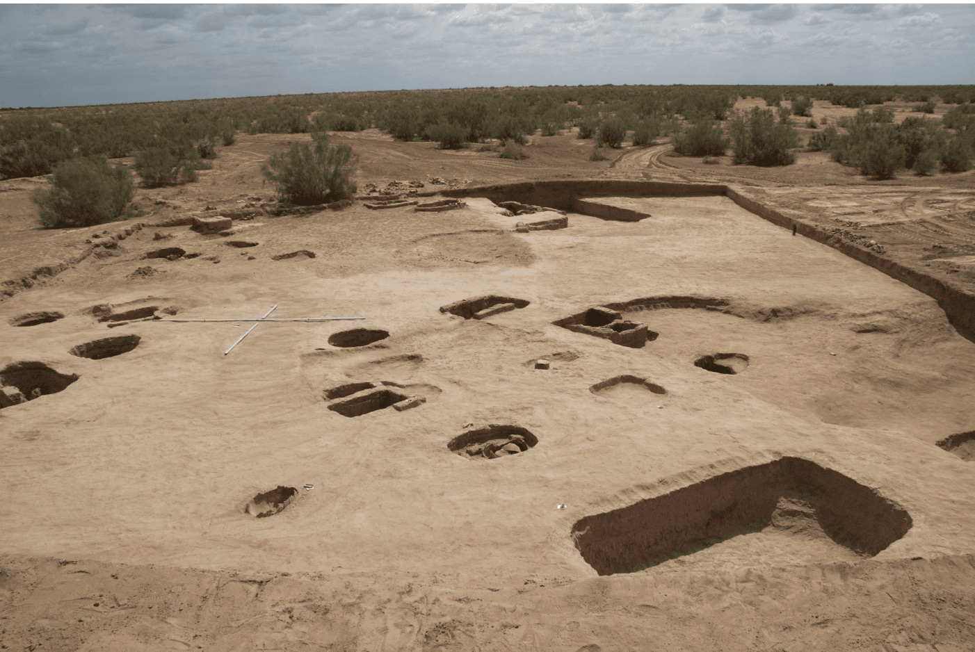 Вид на некрополь Гонур 20